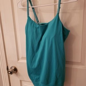 Under armour womens xs top